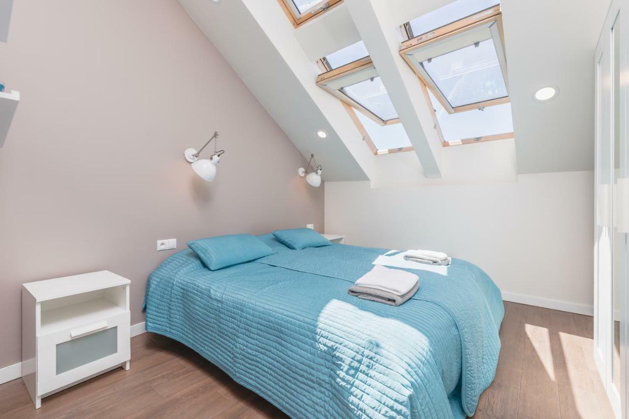 Cheerful Air Conditioned Apartment With Mezzanine And Parking - Old Town Krasków Eksteriør bilde