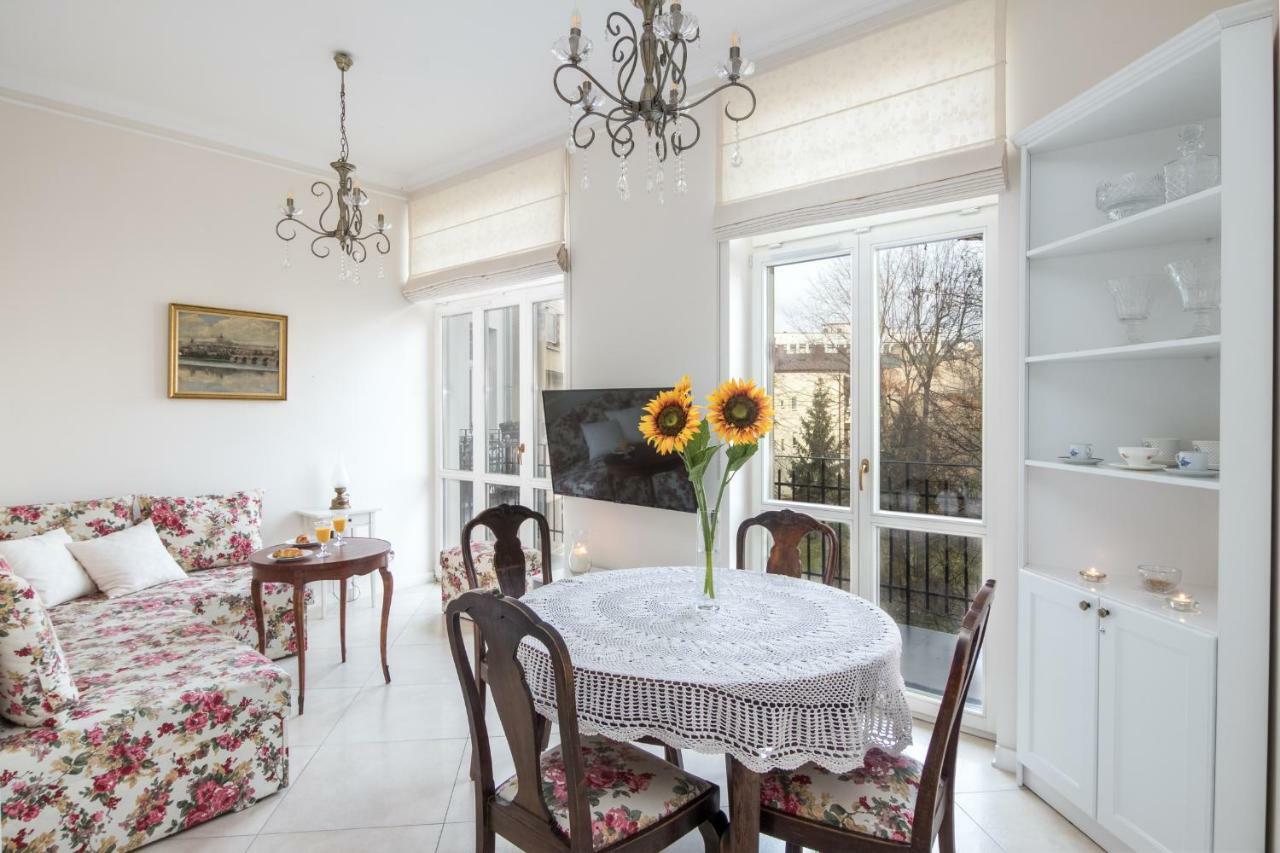 Cheerful Air Conditioned Apartment With Mezzanine And Parking - Old Town Krasków Eksteriør bilde